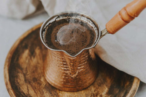 Traditioneller griechischer Kaffee wie anno dazumal!